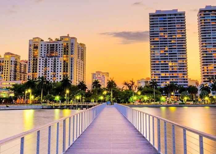 Strategic Insights: Why Real Estate Investors Should Consider West Palm Beach, FL, and Available Loan Types